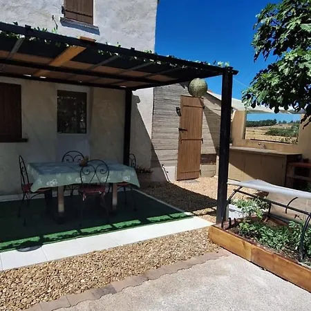 בית נופש Duplex Piscine Calme *