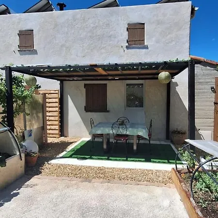 Duplex Piscine Calme Vendemian