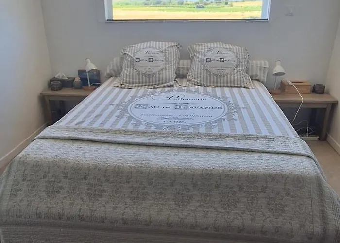 Prázdninový dům Duplex Piscine Calme Vendemian