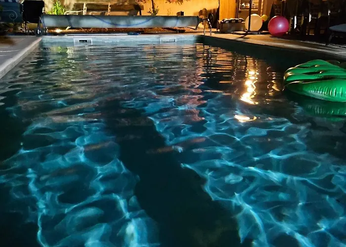 Duplex Piscine Calme Prázdninový dům *