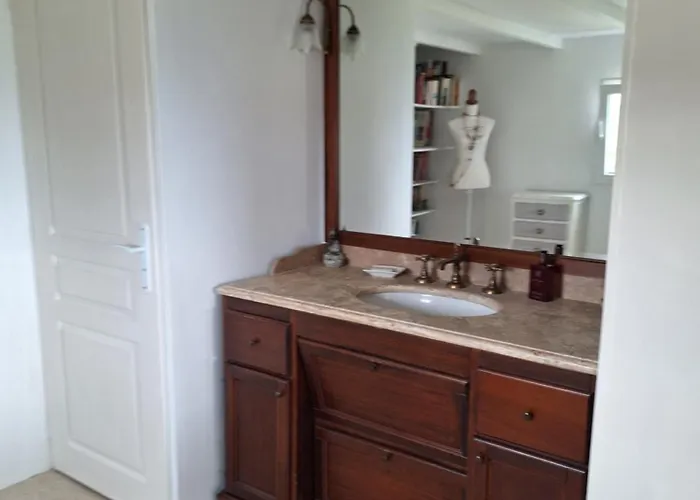 Duplex Piscine Calme * Vendemian